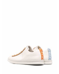 Baskets basses en cuir blanches Camper