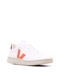 Baskets basses en cuir blanches Veja