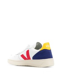 Baskets basses en cuir blanches Veja