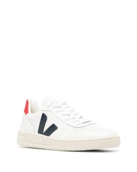 Baskets basses en cuir blanches Veja