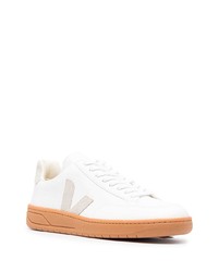 Baskets basses en cuir blanches Veja