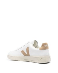 Baskets basses en cuir blanches Veja