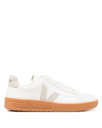 Baskets basses en cuir blanches Veja