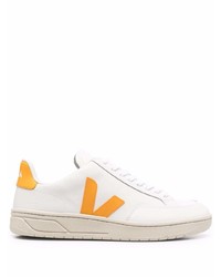 Baskets basses en cuir blanches Veja