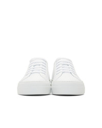 Baskets basses en cuir blanches Woman by Common Projects