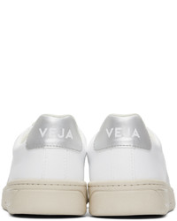 Baskets basses en cuir blanches Veja