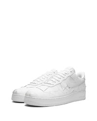 Baskets basses en cuir blanches Nike