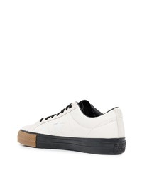 Baskets basses en cuir blanches Converse