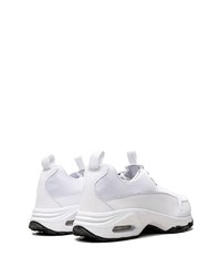 Baskets basses en cuir blanches Nike