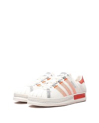 Baskets basses en cuir blanches adidas