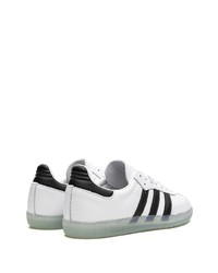 Baskets basses en cuir blanches adidas