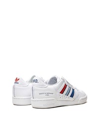 Baskets basses en cuir blanches adidas