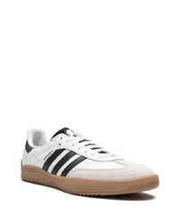 Baskets basses en cuir blanches adidas