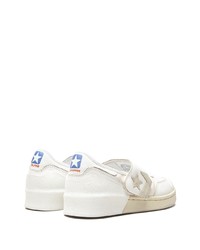 Baskets basses en cuir blanches Converse