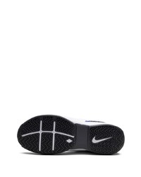 Baskets basses en cuir blanches Nike