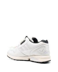 Baskets basses en cuir blanches adidas