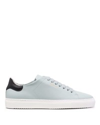 Baskets basses en cuir bleu clair Axel Arigato