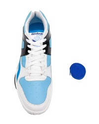 Baskets basses en cuir bleu clair Reebok