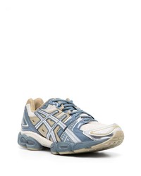 Baskets basses en cuir bleu clair Asics