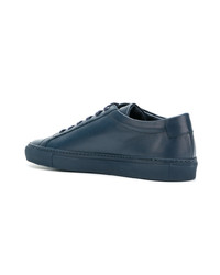 Baskets basses en cuir bleu marine Common Projects