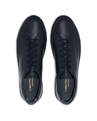 Baskets basses en cuir bleu marine Common Projects