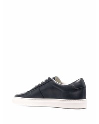 Baskets basses en cuir bleu marine Common Projects