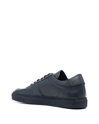 Baskets basses en cuir bleu marine Common Projects