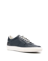 Baskets basses en cuir bleu marine Common Projects