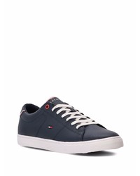 Baskets basses en cuir bleu marine Tommy Hilfiger