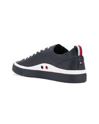 Baskets basses en cuir bleu marine Tommy Hilfiger