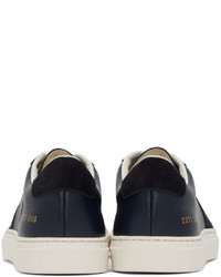 Baskets basses en cuir bleu marine Common Projects