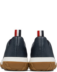 Baskets basses en cuir bleu marine Thom Browne