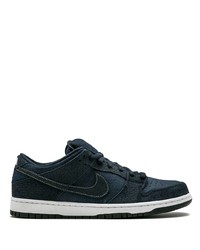 Baskets basses en cuir bleu marine Nike