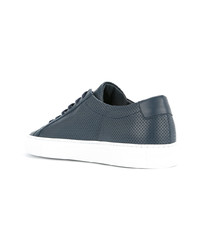 Baskets basses en cuir bleu marine Common Projects