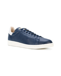 Baskets basses en cuir bleu marine adidas