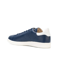 Baskets basses en cuir bleu marine adidas