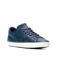 Baskets basses en cuir bleu marine Philippe Model