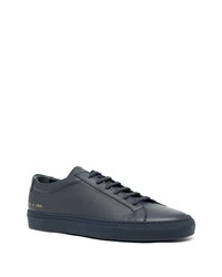 Baskets basses en cuir bleu marine Common Projects