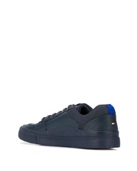 Baskets basses en cuir bleu marine Tommy Hilfiger