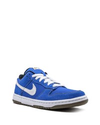 Baskets basses en cuir bleues Nike