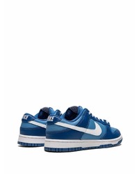 Baskets basses en cuir bleues Nike