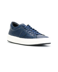 Baskets basses en cuir bleues Philippe Model