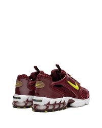 Baskets basses en cuir bordeaux Nike