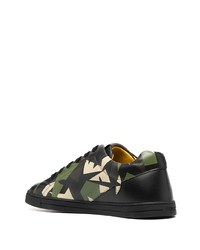 Baskets basses en cuir camouflage noires Fendi