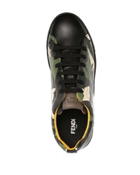 Baskets basses en cuir camouflage noires Fendi