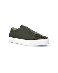 Baskets basses en cuir camouflage vert foncé Swear