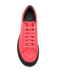 Baskets basses en cuir fuchsia Camper