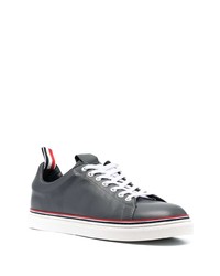 Baskets basses en cuir gris foncé Thom Browne