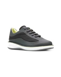 Baskets basses en cuir gris foncé Camper