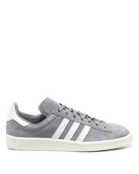 Baskets basses en cuir grises adidas